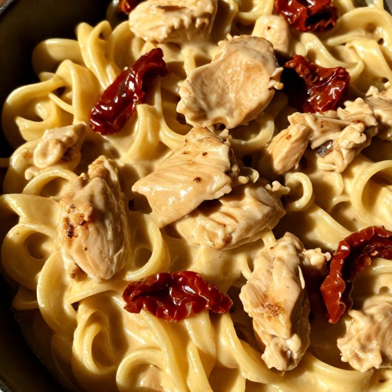 Creamy Chicken Pasta with Sun-Dried Tomatoes