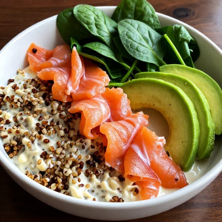 Easy High Protein Smoked Salmon Quinoa Breakfast Bowls