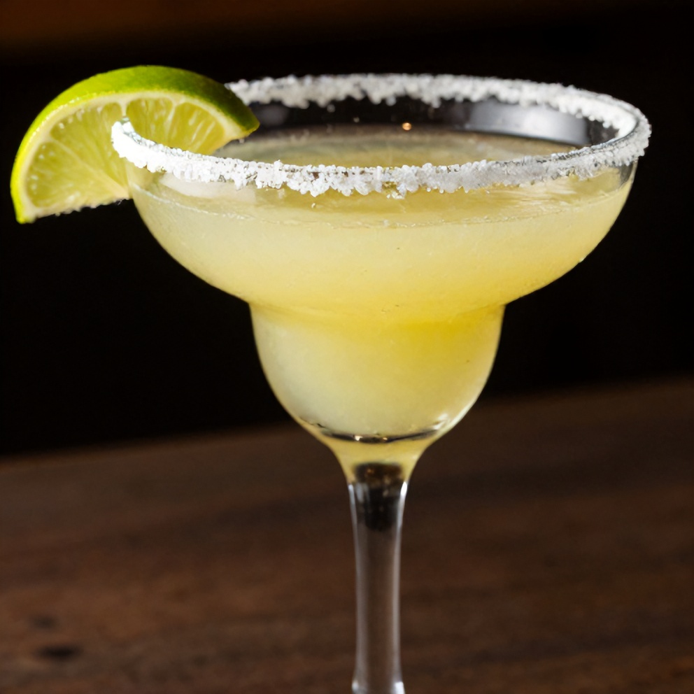 A perfectly garnished pineapple margarita mocktail ready to serve